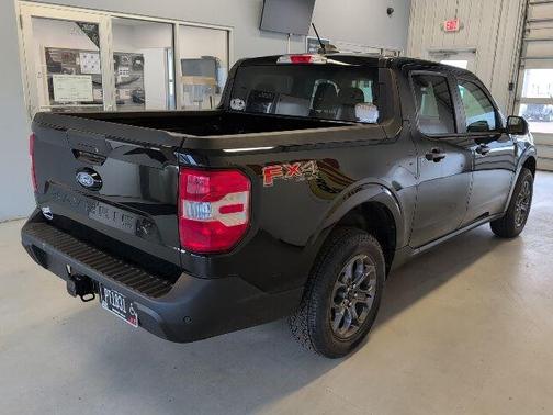 Shadow Black 2025 Ford Maverick XLT