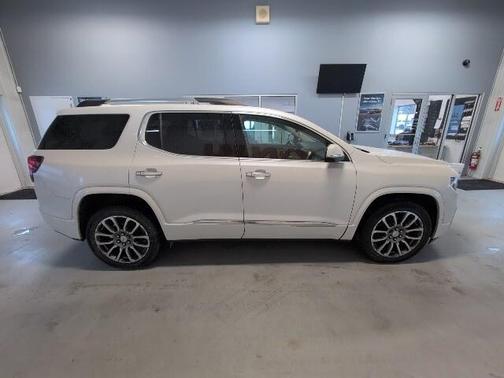 2021 GMC Acadia Denali