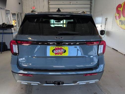 Vapor Blue Metallic 2026 Ford Explorer Active