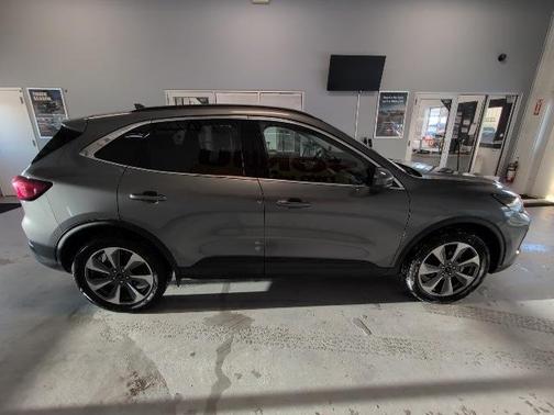 2024 Ford Escape Platinum