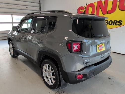 Sting Gray Clearcoat 2020 Jeep Renegade Latitude