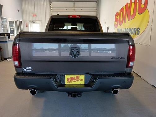 2021 RAM 1500 Classic SLT