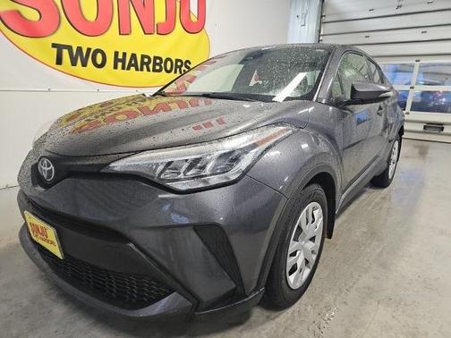 2022 Toyota C-HR XLE