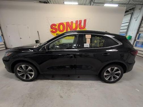 2024 Ford Escape Platinum