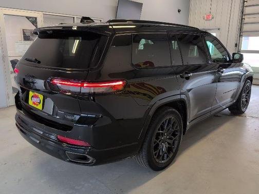 2024 Jeep Grand Cherokee L Summit