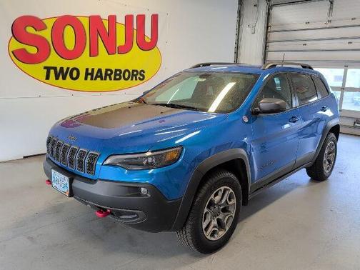 Hydro Blue Pearlcoat 2020 Jeep Cherokee Trailhawk