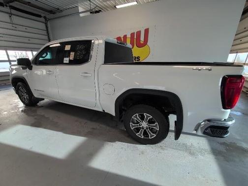2023 GMC Sierra 1500 SLE