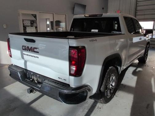 2023 GMC Sierra 1500 SLE