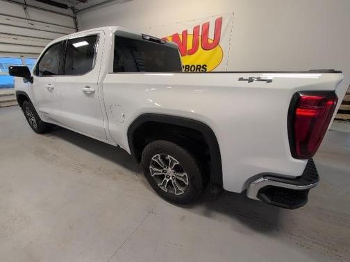 2023 GMC Sierra 1500 SLE