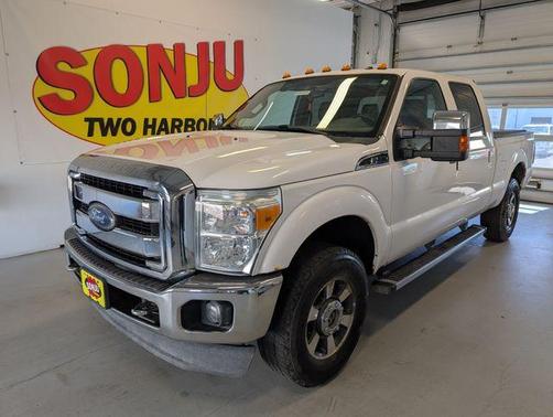White Platinum Clearcoat Metallic 2011 Ford F-250 Lariat