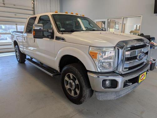 White Platinum Clearcoat Metallic 2011 Ford F-250 Lariat