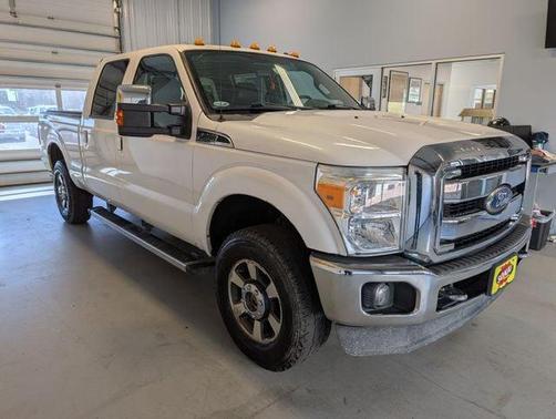 White Platinum Clearcoat Metallic 2011 Ford F-250 Lariat