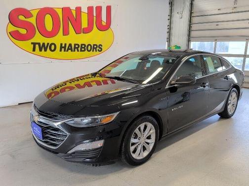 Mosaic Black Metallic 2022 Chevrolet Malibu LT