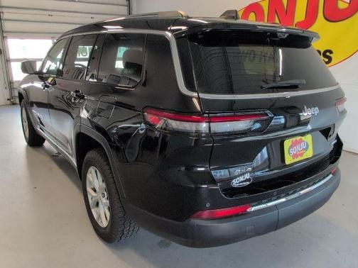Diamond Black 2023 Jeep Grand Cherokee L Limited