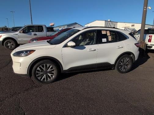 2020 Ford Escape Titanium Hybrid