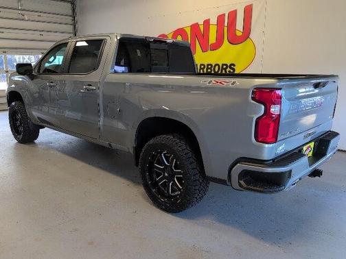 Sterling Gray Metallic 2026 Chevrolet Silverado 1500 RST