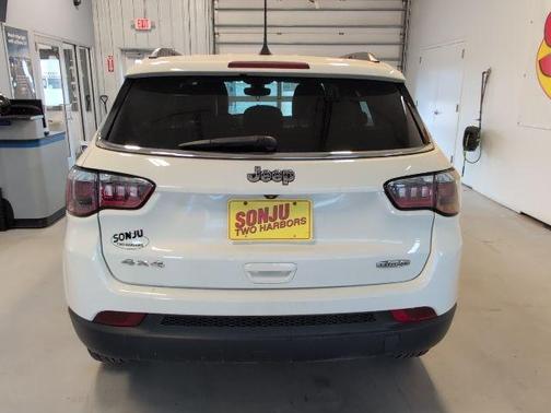 White Clearcoat 2020 Jeep Compass Latitude