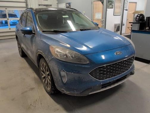 2020 Ford Escape Titanium Hybrid