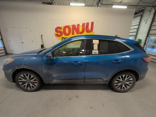 2020 Ford Escape Titanium Hybrid