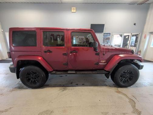 2012 Jeep Wrangler Unlimited Sahara