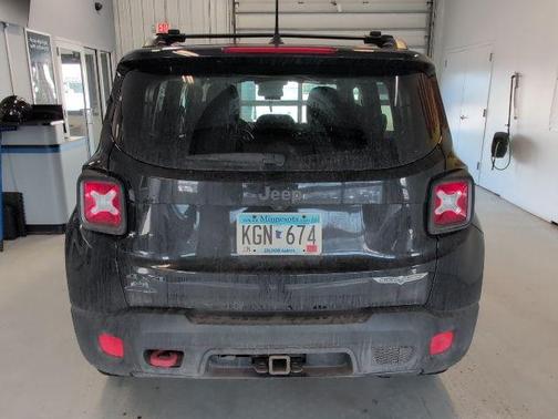 2017 Jeep Renegade Trailhawk