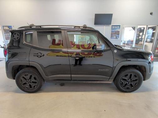 Black 2017 Jeep Renegade Trailhawk