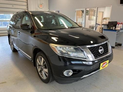 2014 Nissan Pathfinder Platinum