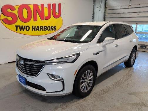 2023 Buick Enclave Essence