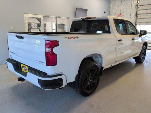 Summit White 2024 Chevrolet Silverado 1500 Custom