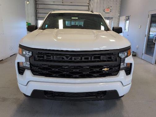 Summit White 2024 Chevrolet Silverado 1500 Custom