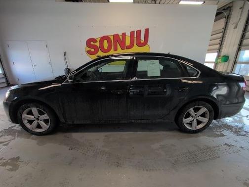 2013 Volkswagen Passat 2.5 SE