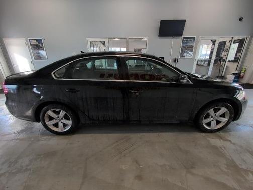 2013 Volkswagen Passat 2.5 SE