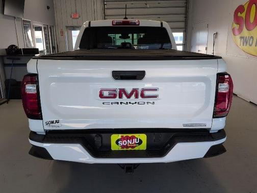 Summit White 2023 GMC Canyon Elevation