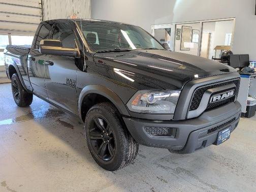 Diamond Black 2022 RAM 1500 Classic SLT