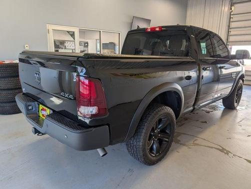 Diamond Black 2022 RAM 1500 Classic SLT