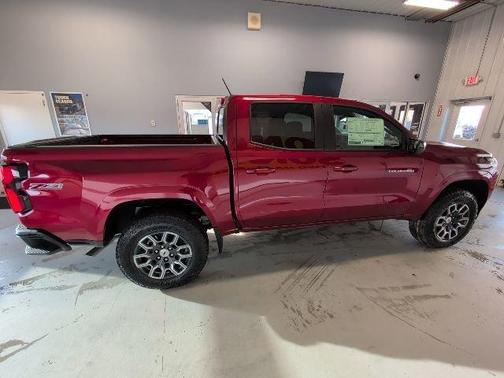 Radiant Red 2026 Chevrolet Colorado Z71