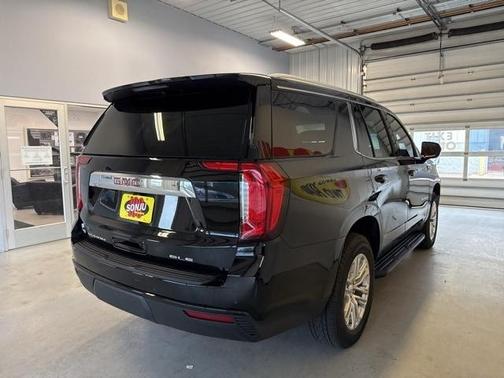 2023 GMC Yukon SLE