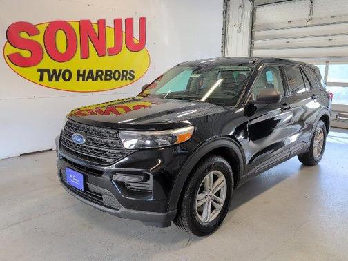 Black Metallic 2022 Ford Explorer Base