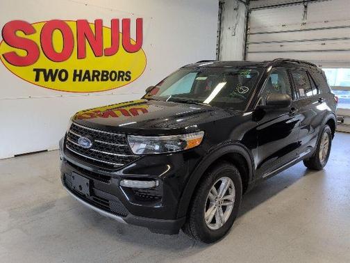 Agate Black Metallic 2023 Ford Explorer XLT