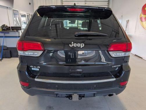 Diamond Black 2022 Jeep Grand Cherokee WK Limited