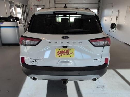 2021 Ford Escape Titanium