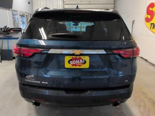 2022 Chevrolet Traverse LT Cloth