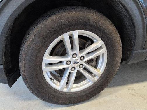 Agate Black Metallic 2023 Ford Explorer XLT