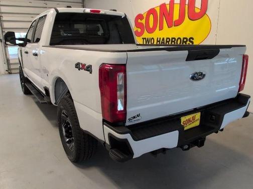 Oxford White 2026 Ford F-350 XL