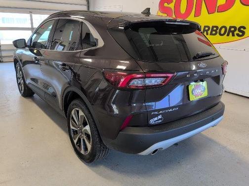 2023 Ford Escape Platinum