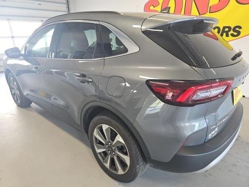 2023 Ford Escape Platinum