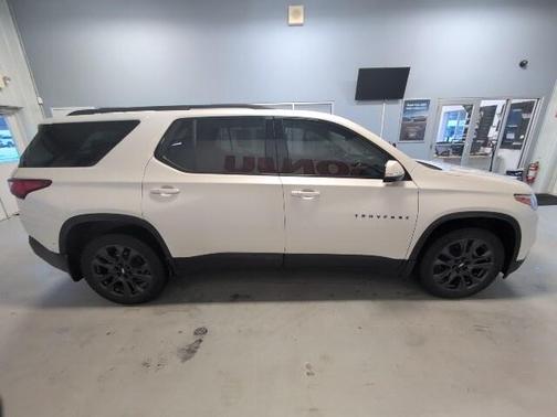 2021 Chevrolet Traverse RS