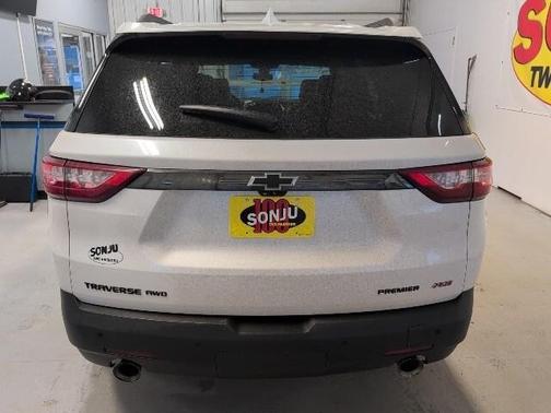 2021 Chevrolet Traverse RS