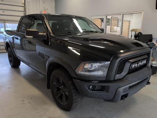 Diamond Black 2022 RAM 1500 Classic SLT