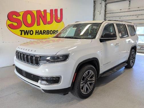 Bright White Clearcoat 2023 Jeep Wagoneer Series II